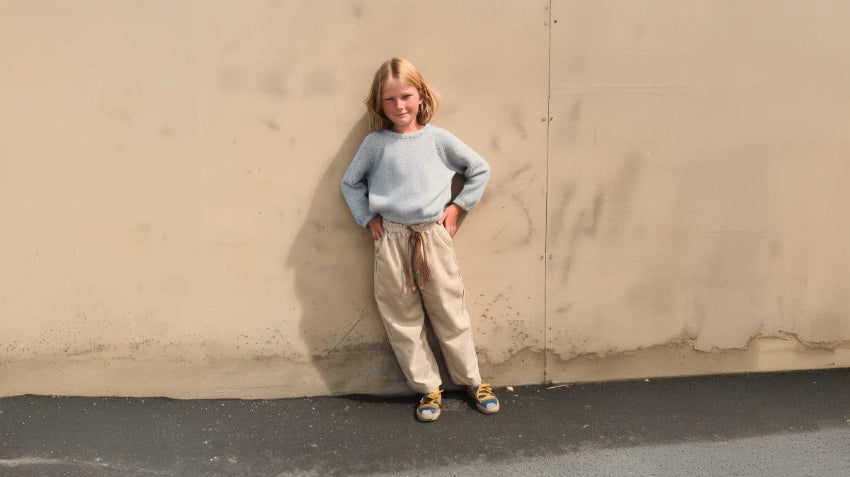 Wobakids image displaying a range of wholesale products for babies and children, highlighting vibrant toys, shoes, cosmetics and apparels.